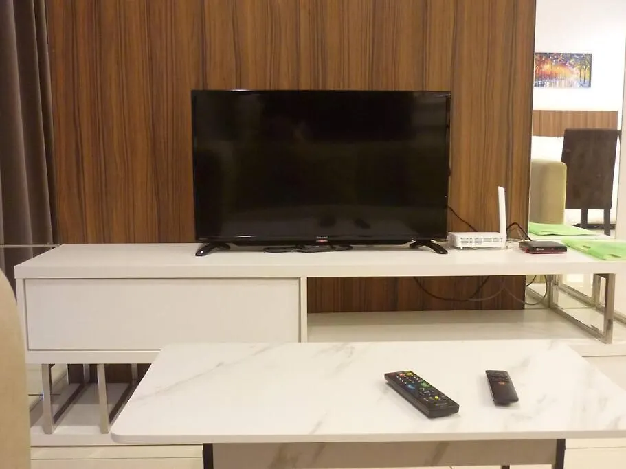 Studio At Middle Floor Sea View George Town Appartement